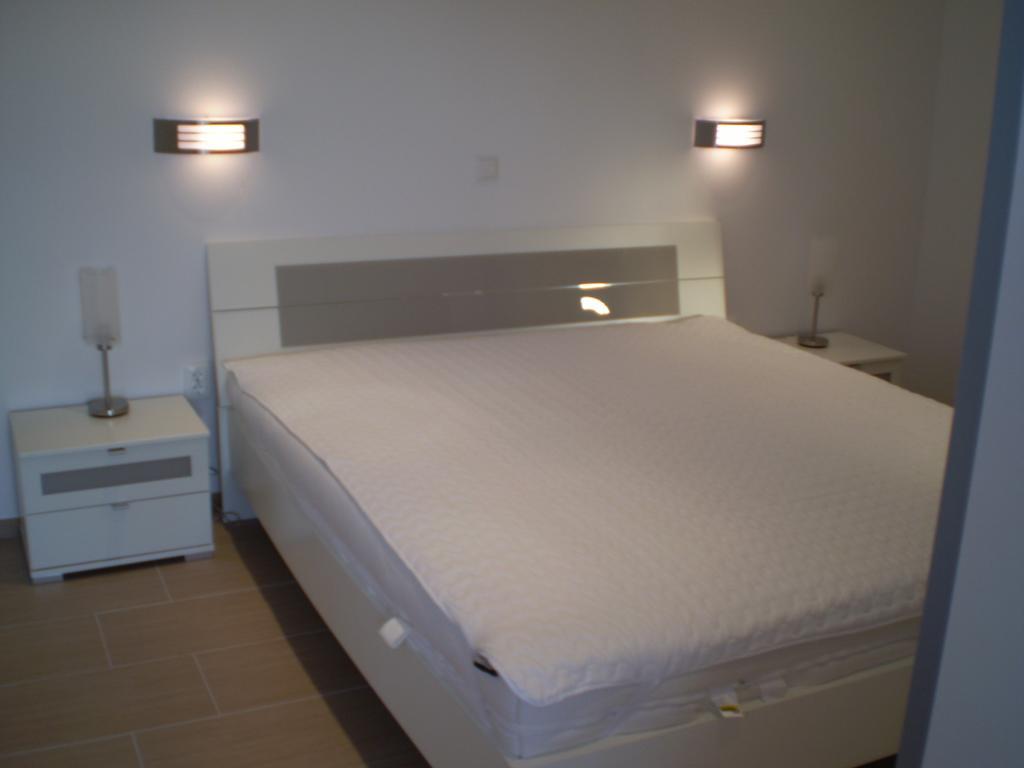 Apartments Tare, Free Parking Vodice Bagian luar foto